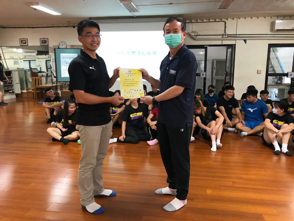 教育學院-善盡社會責任面向-子方案(J-2)-110年上半年成果（第 3 張／共 8 張）