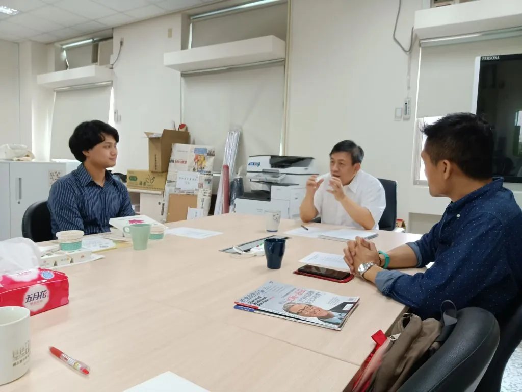 109-2第二次USR中心學生夥伴[USR小蜜蜂]工作會議（第 1 張／共 5 張）