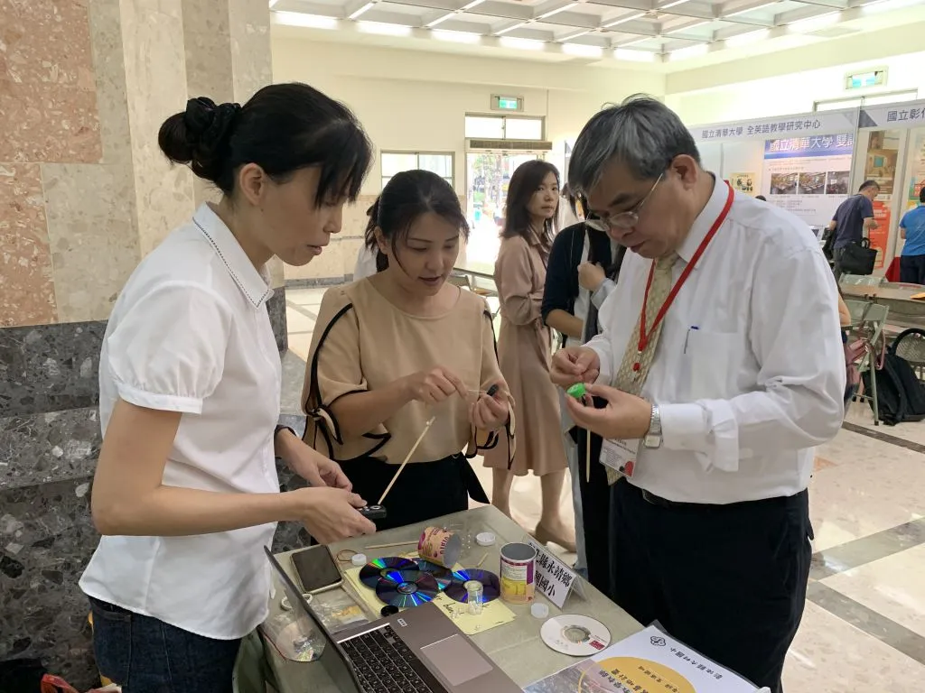 英語系USR-Hub計畫-國小雙語教學教師社群基地--109年成果（第 2 張／共 8 張）